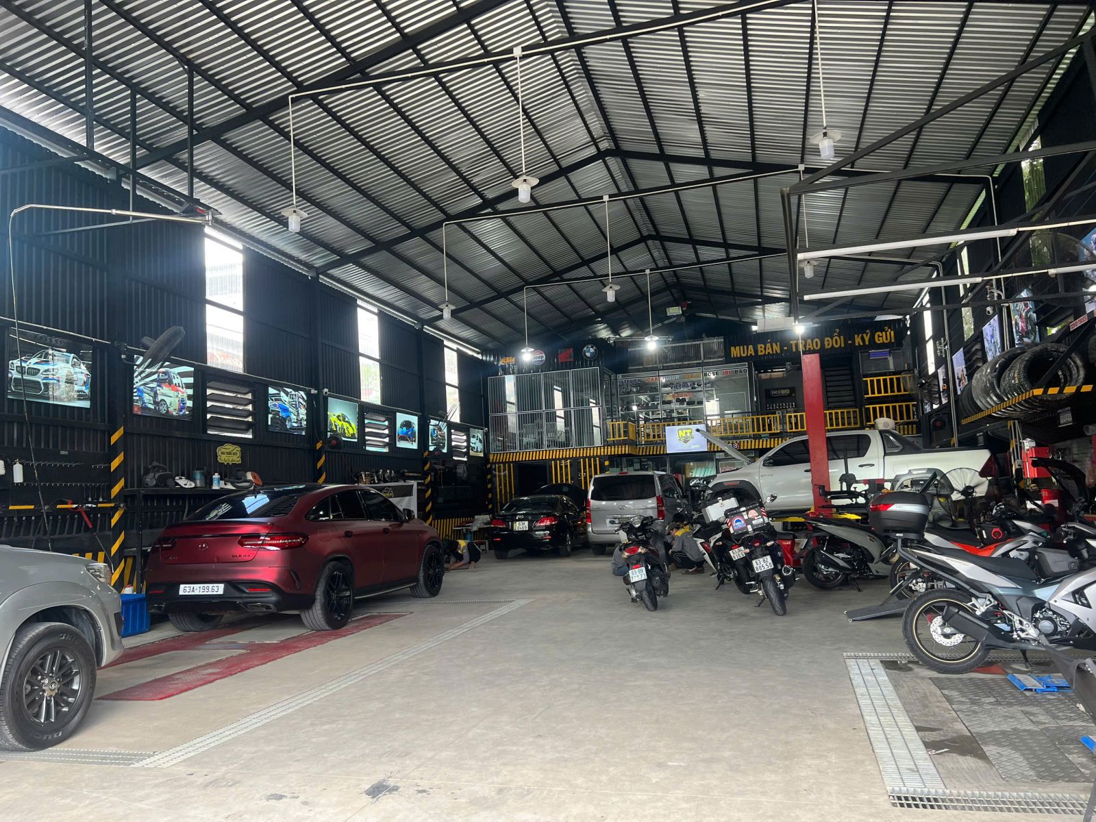 Hệ thống dịch vụ chăm sóc xe toàn diện